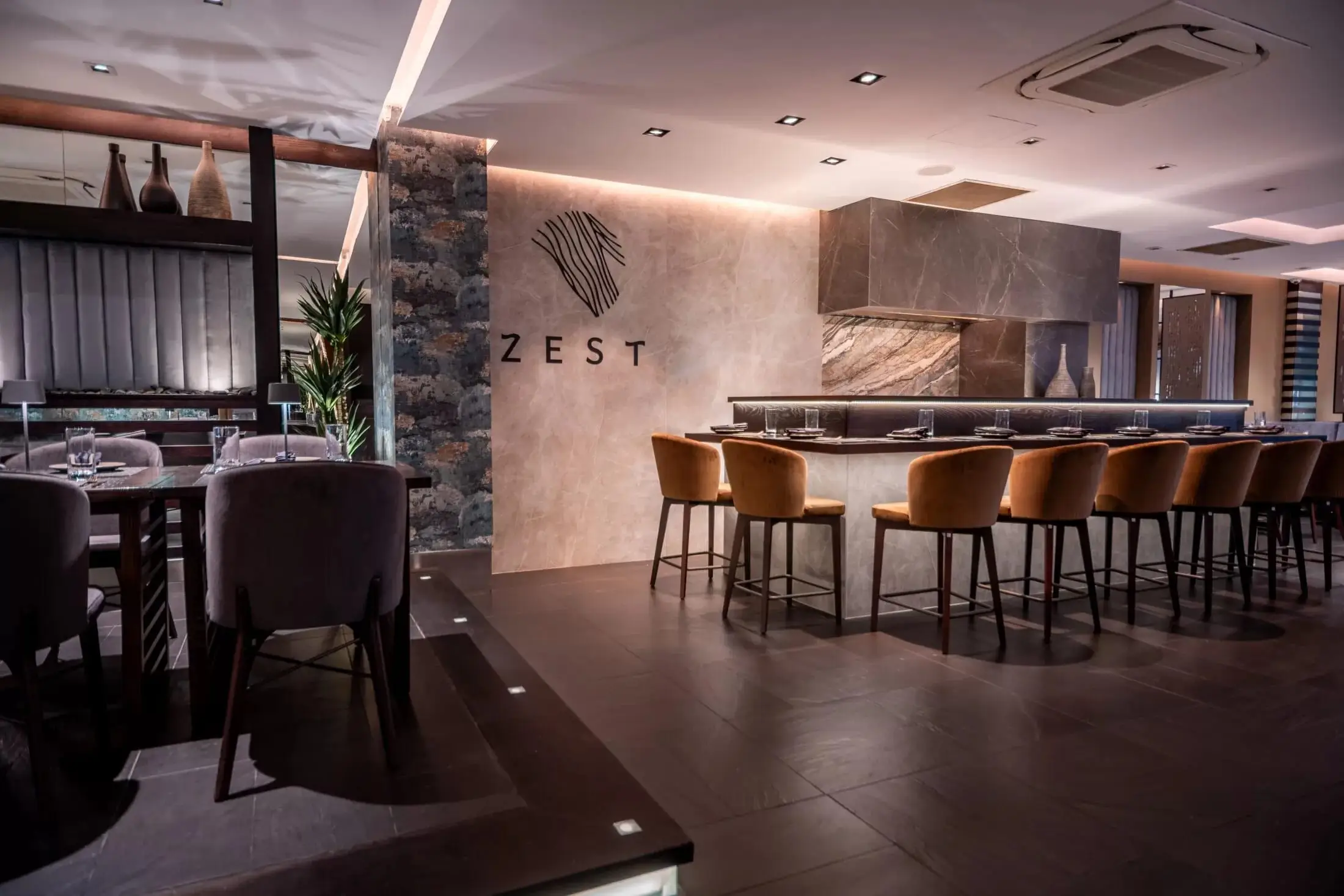 Zest, the restaurant at Hotel Juliani, with its counter seating
