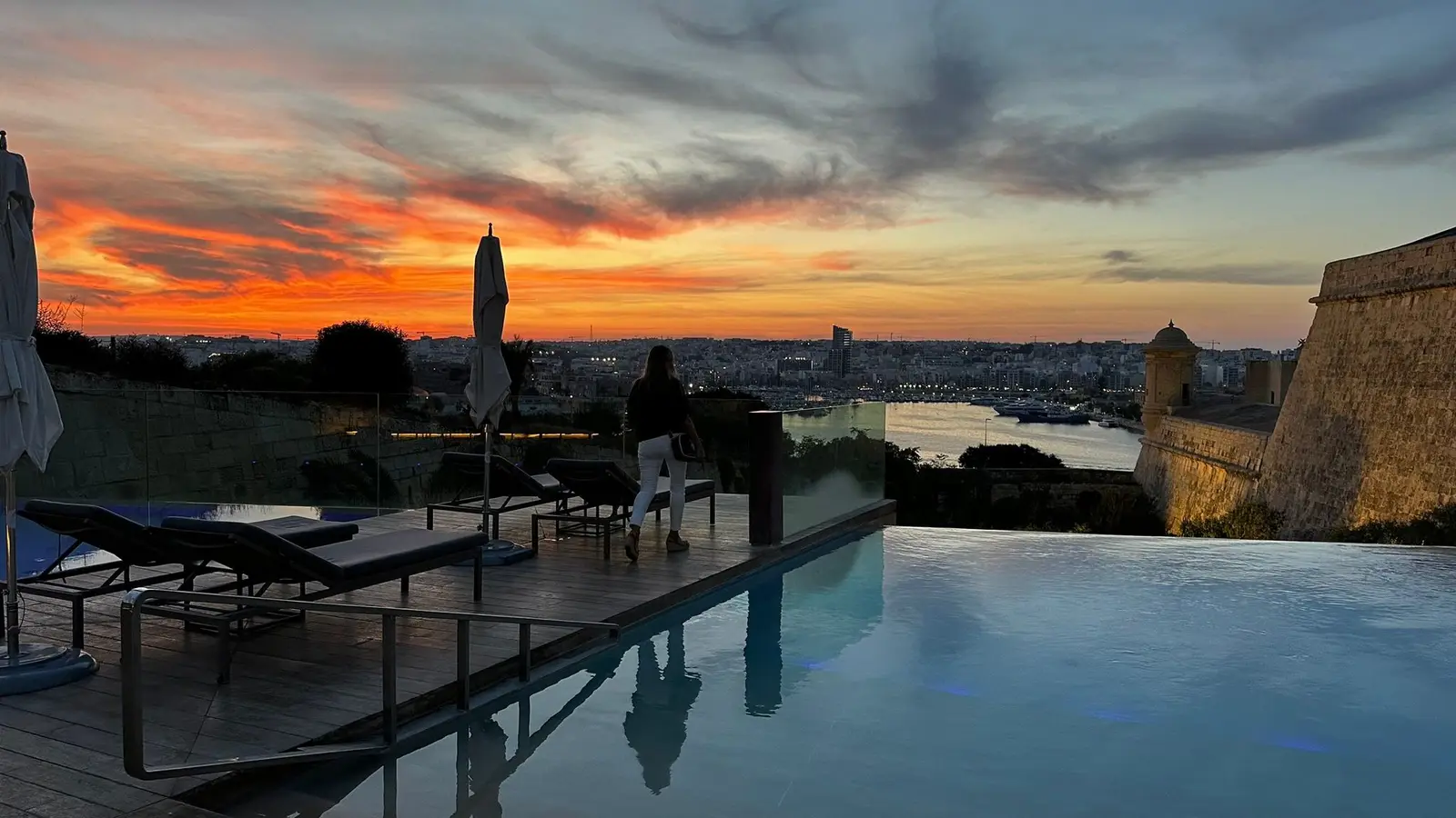 An evening at the Phoenicia