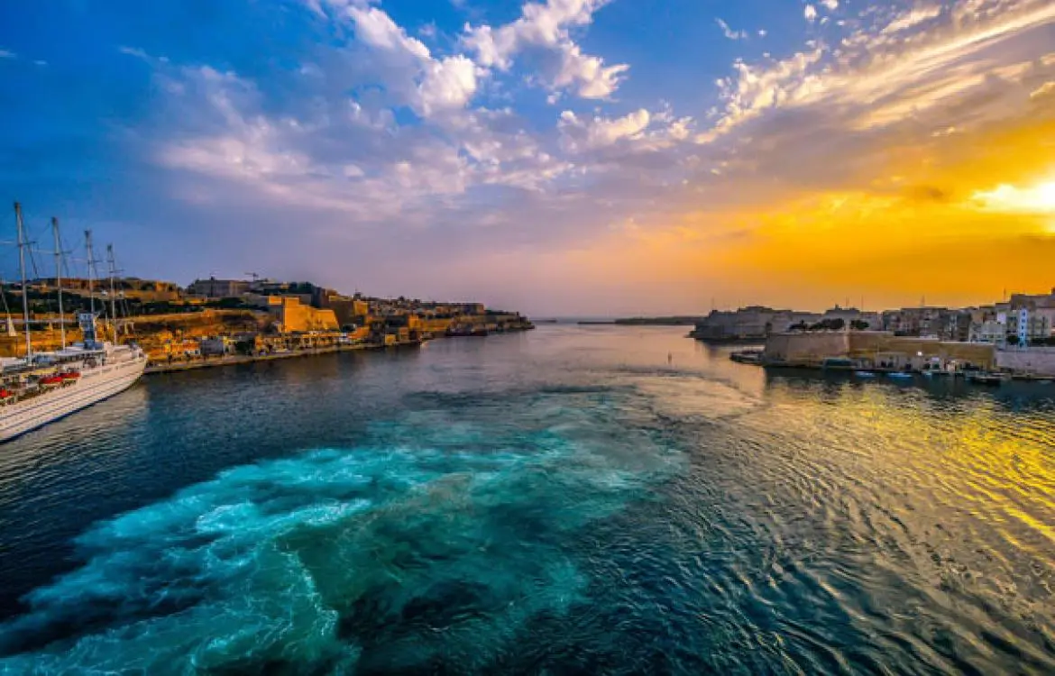 Malta, a gem in the mediterranean offers many direct flights to Malta.