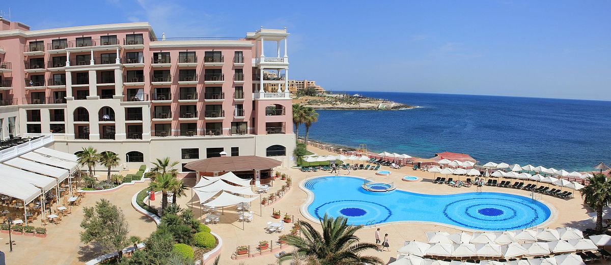 The_Westin_Dragonara_Resort,_Malta_-_panoramio