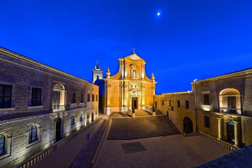 Gozo-Cathedral-Square-in-Moonlight-by-Daniel-Cilia-1024×683